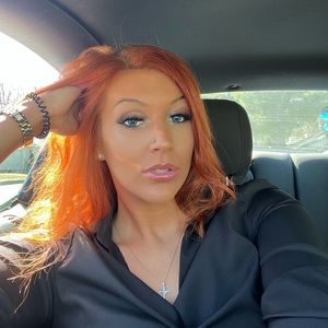 Meet your Posher, Stephanie🤩